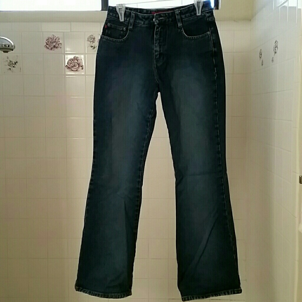 Jeans - Picture 1 of 2